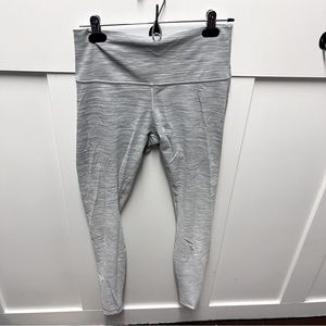 Lululemon light grey leggings size8‎